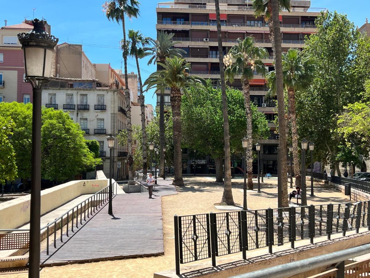 New! Cosy Two Bedroom Apartment By The Beach Alicante Buitenkant foto