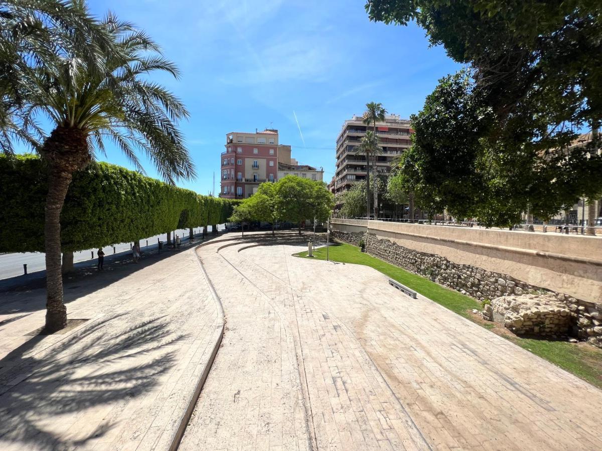 New! Cosy Two Bedroom Apartment By The Beach Alicante Buitenkant foto